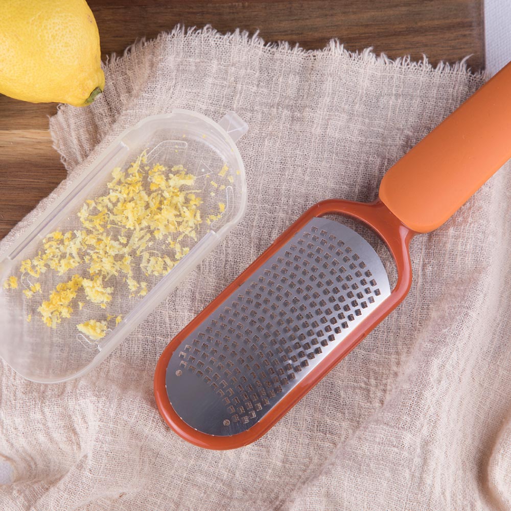 Grate & Pour - zester/grater with container