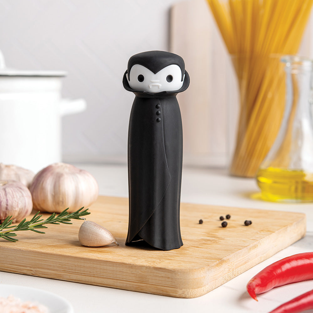 Drac N' Roll - Garlic Peeler