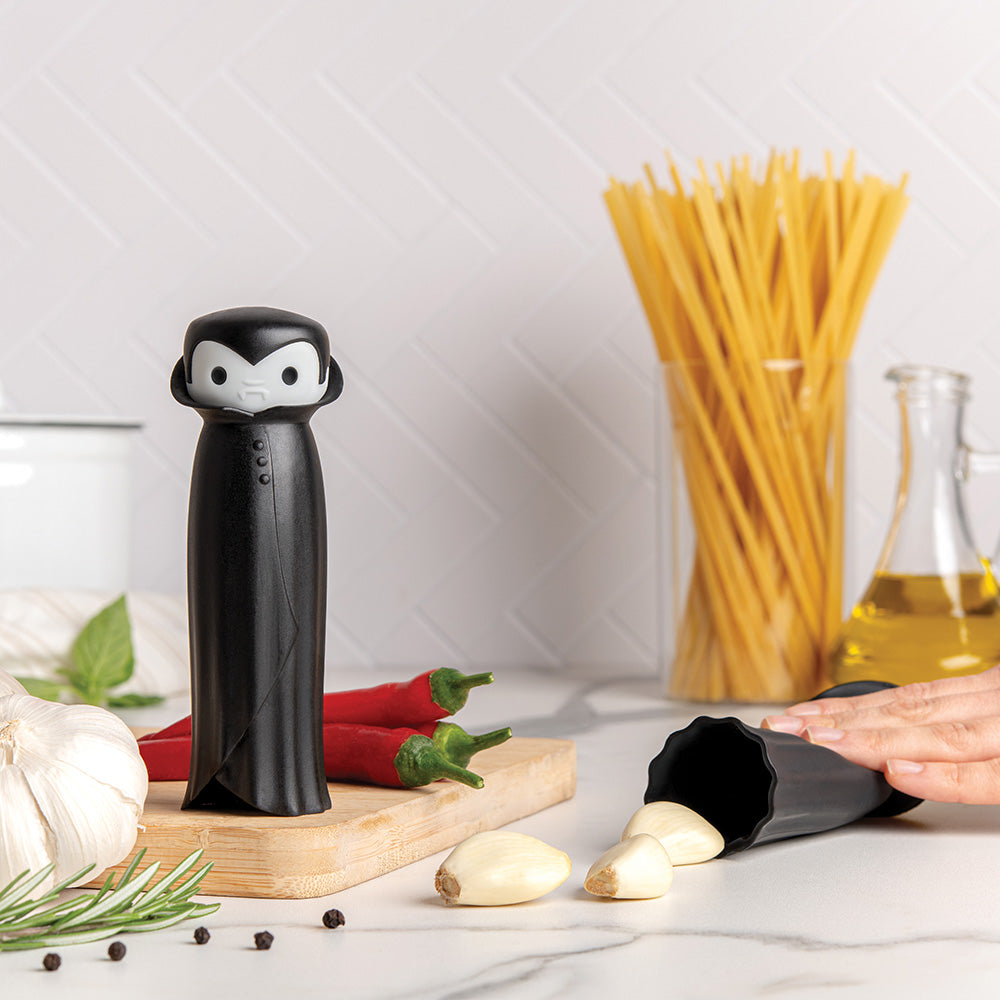 Drac N' Roll - Garlic Peeler