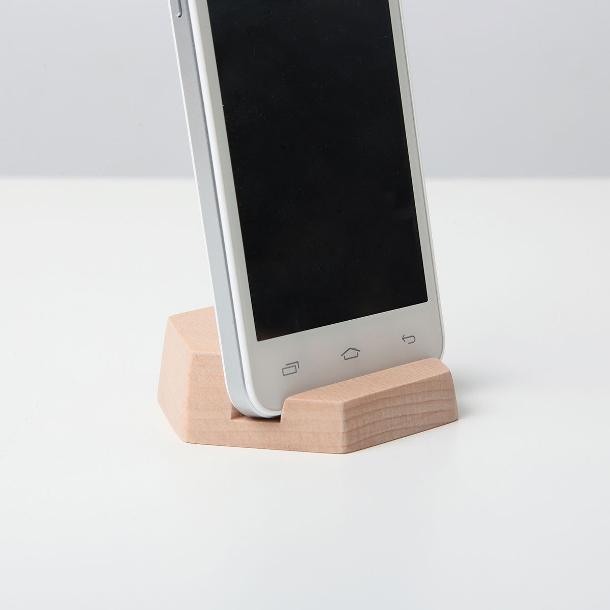 Gaze - Smartphone Stand (Beech)