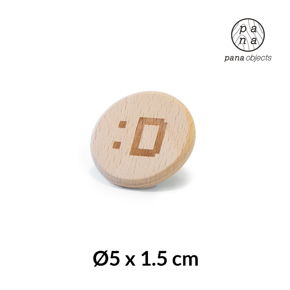 Wood Mood - Emoticon Badge (Beech)