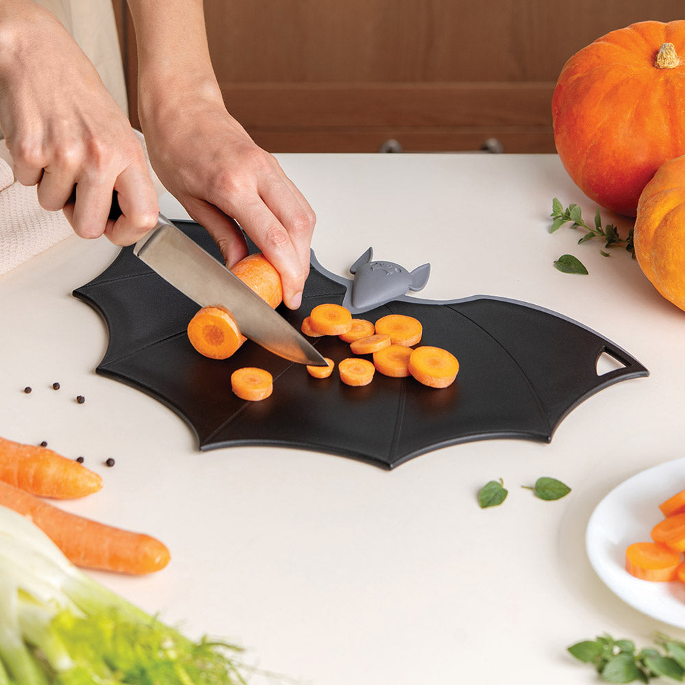 Batty - Foldable Cutting Board