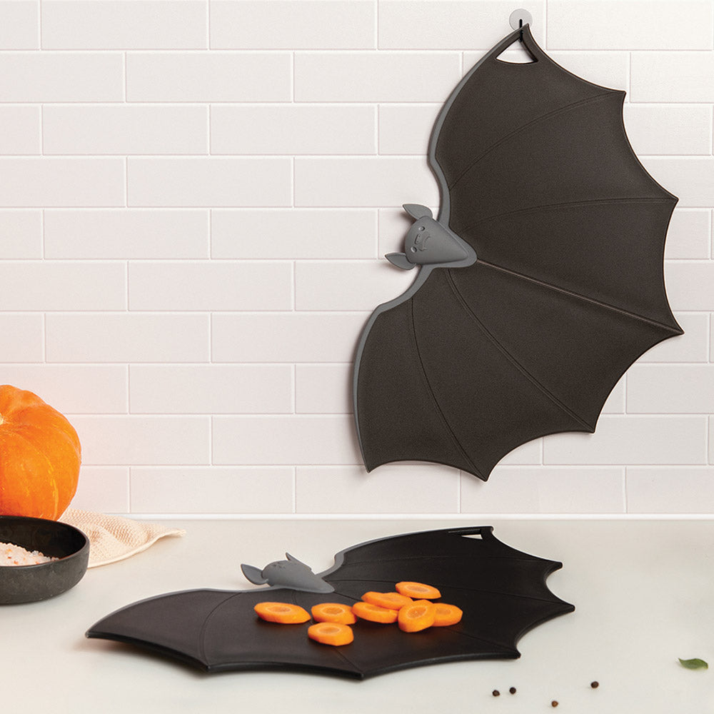 Batty - Foldable Cutting Board