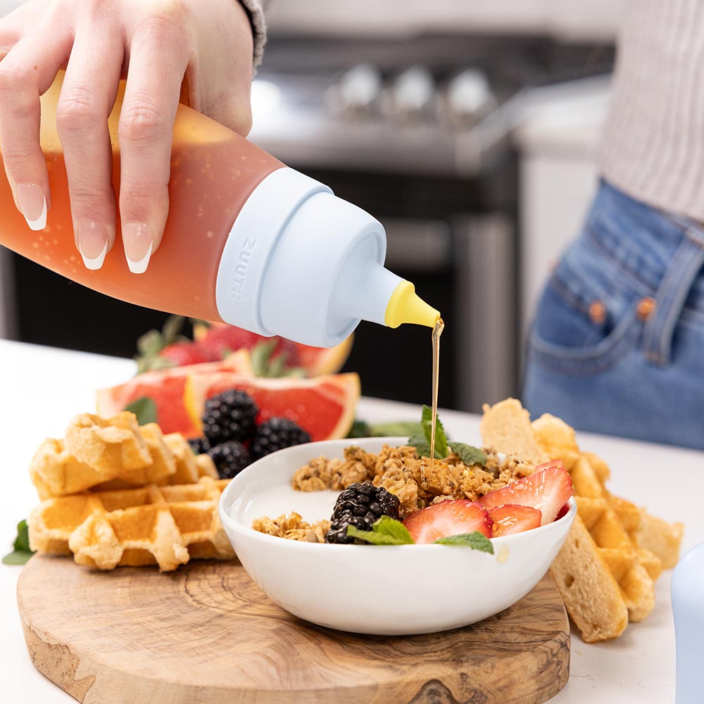 Leak-Proof Condiment Squeeze Bottle
