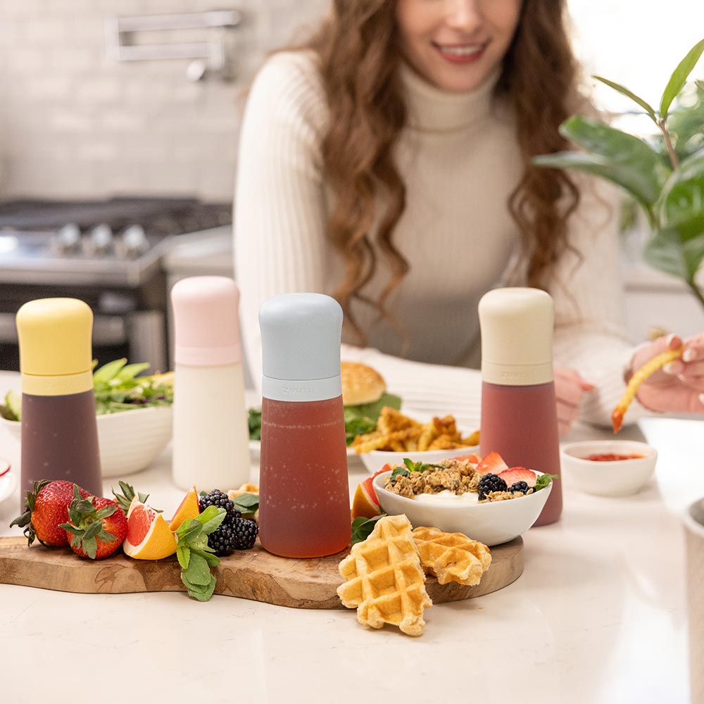 Leak-Proof Condiment Squeeze Bottle