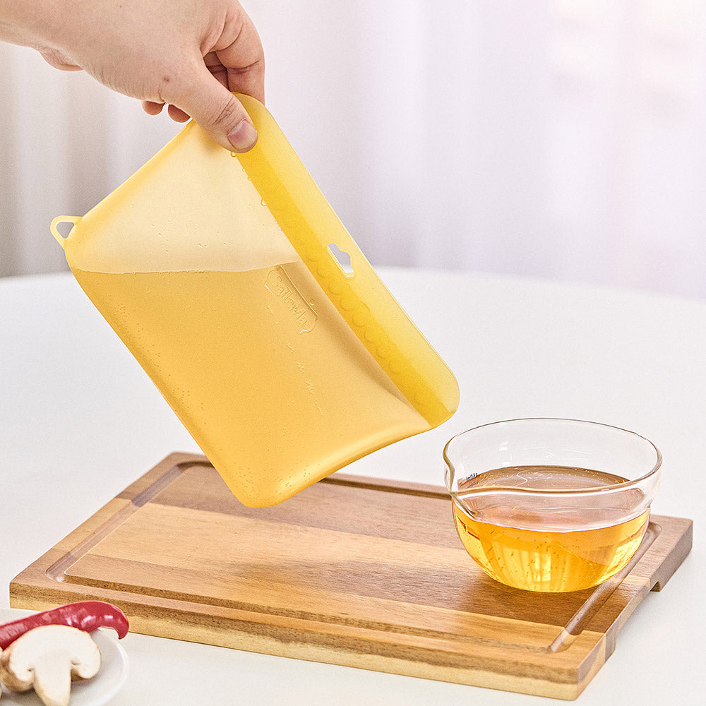 Easy Flip Silicone Bag