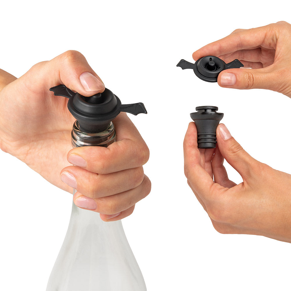 Spookelier - Wine Saver Pump and 3 Stoppers