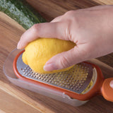 Grate & Pour - zester/grater with container