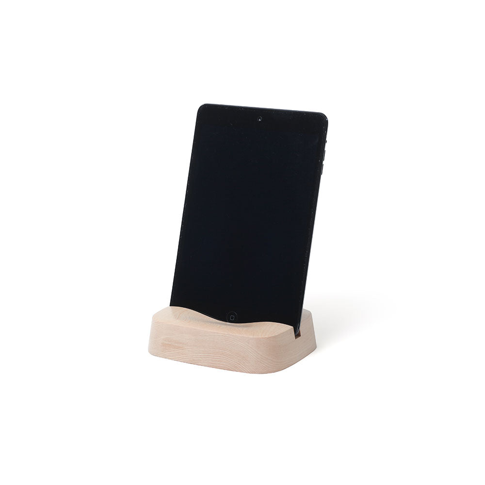 Sila: Tablet Stand (Maple)