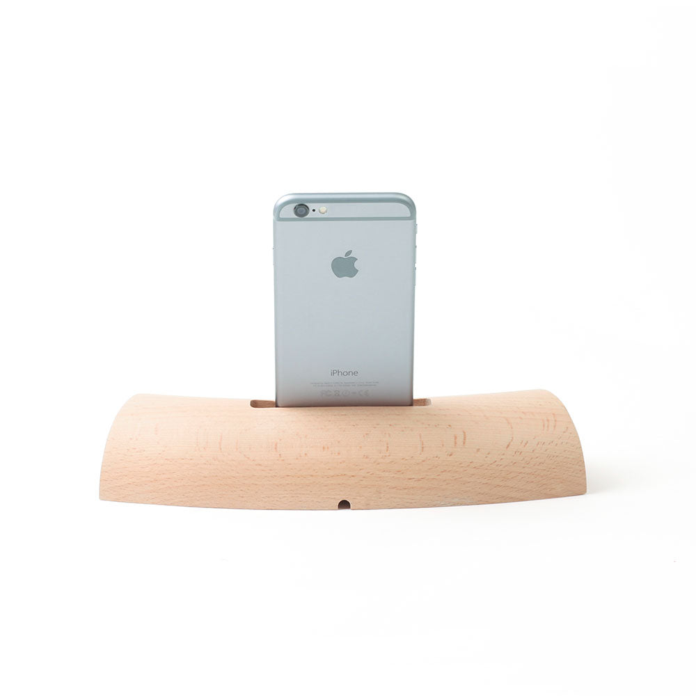 Thumm+: Acoustic Dock for iphone (Beech)