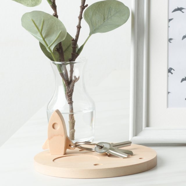 Apollo: Key Chain and Dock  (Maple)